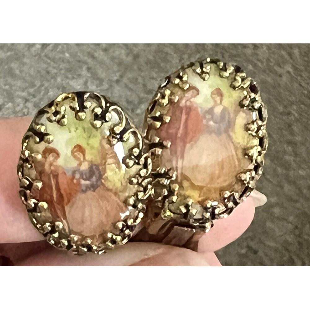 Vintage Gold‎ Tone Clip On Earrings w/ Vintage Picture Man Woman W. Germany .75"